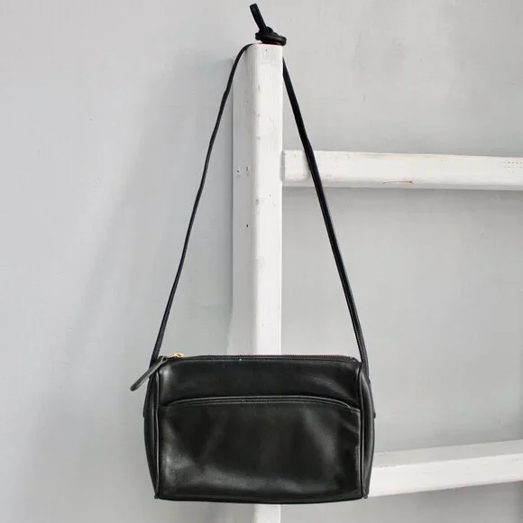 Coach Vintage 80's Black Crossbody Shoulder Crossbody Bag NO 0358-047 - Picture 1 of 7